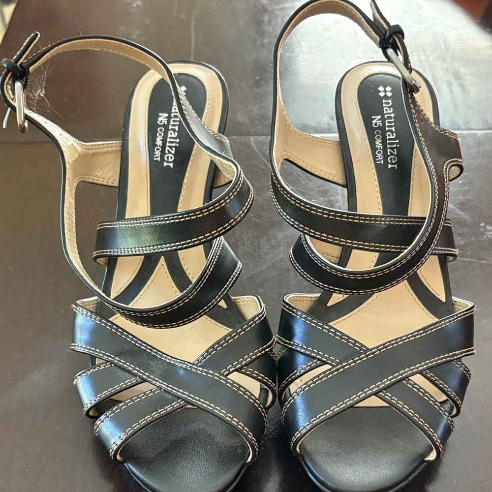 Naturalizer Black and Cream Strappy Sandals